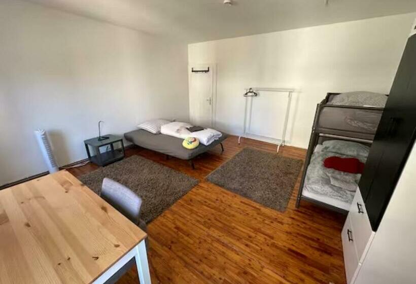 فندق صغير Fahrschule Pfeil