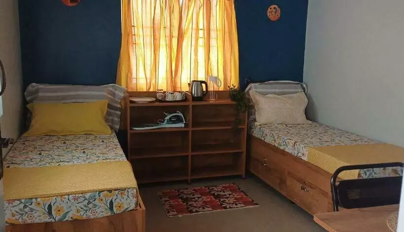 ユースホステル Shi S Vaibhav Home Stay