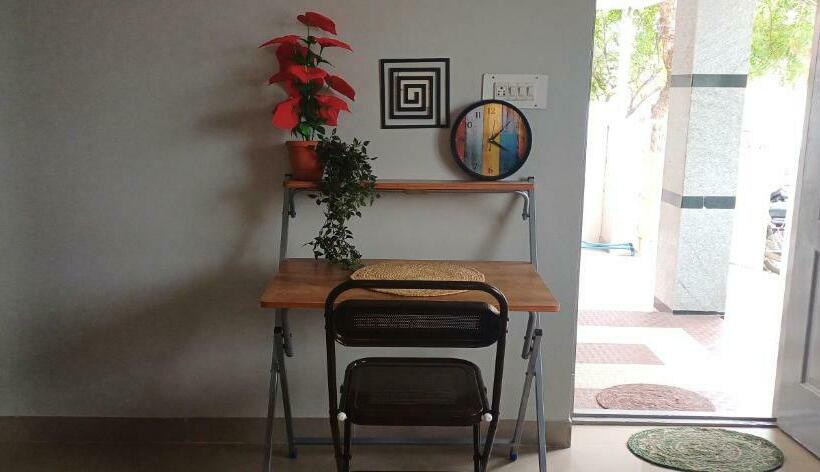 هاستل Shi S Vaibhav Home Stay