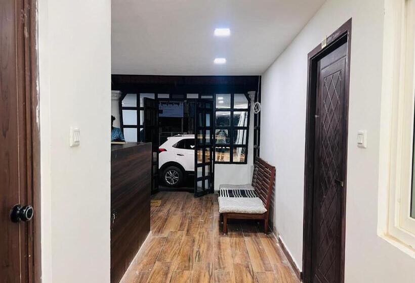 Hotel David Residency