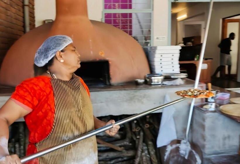 Отель De Luma Beach View