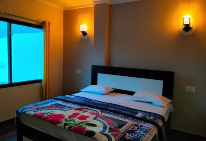 Hotelli Goroomgo Mohit Paying Guest House Varanasi