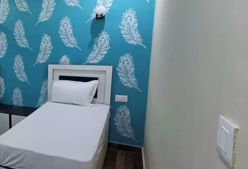 Hotelli Goroomgo Mohit Paying Guest House Varanasi