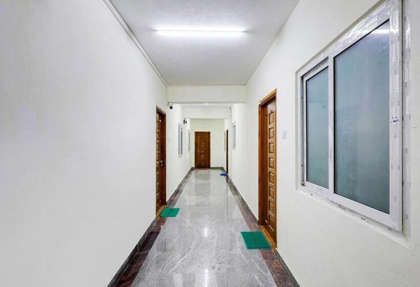 Hotel Oyo Flagship Srinivasa Residency