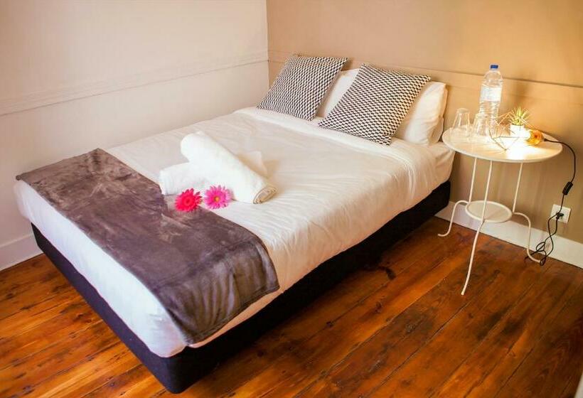 هاستل Lx Center Chiado