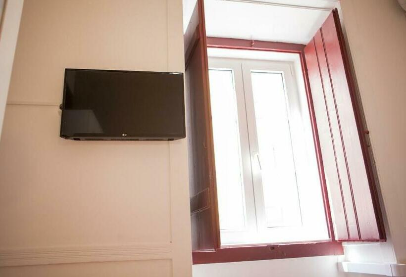 هاستل Lx Center Chiado