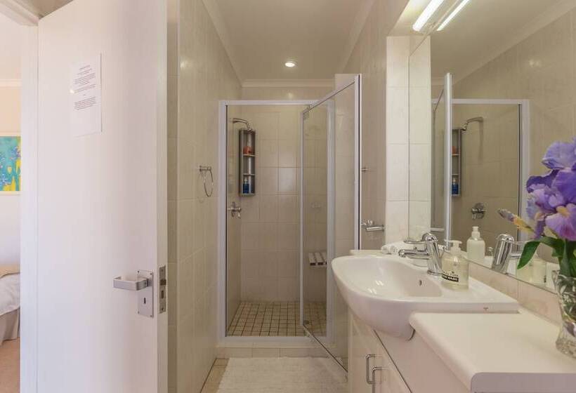 ベッドアンドブレックファースト Thanda Vista