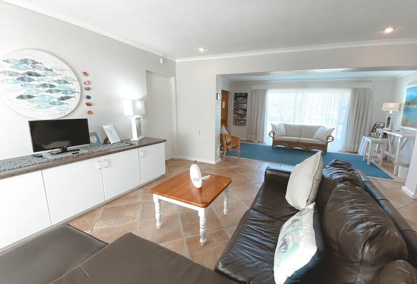 ベッドアンドブレックファースト Thanda Vista