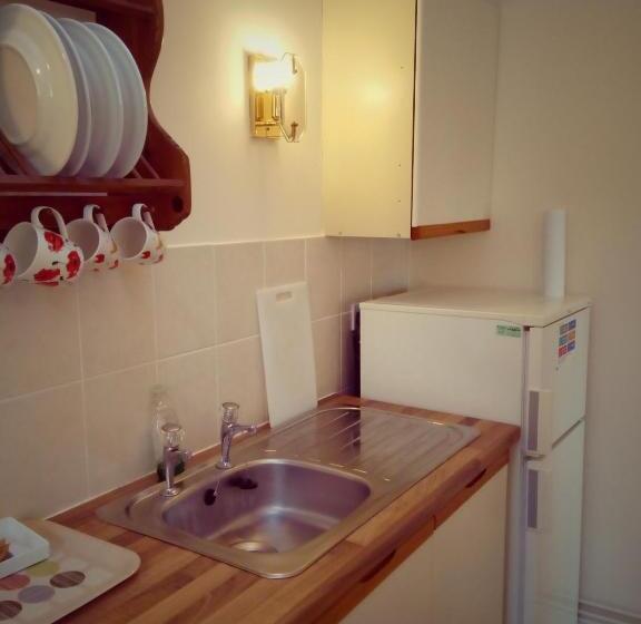 פונדק The Red Lion