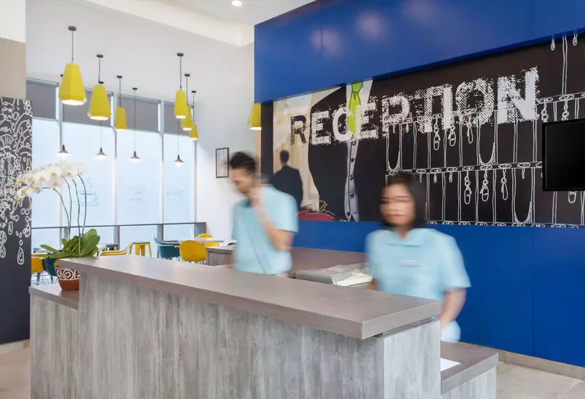 ホテル Ibis Budget Jakarta Tanah Abang