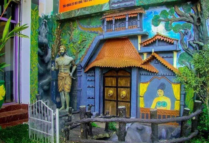 Hotel Mahawasala