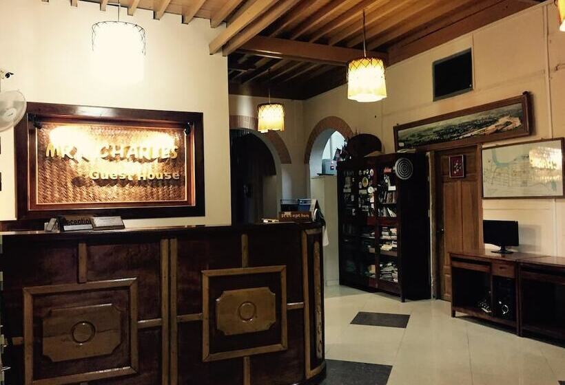 هتل Mr Charles Guest House
