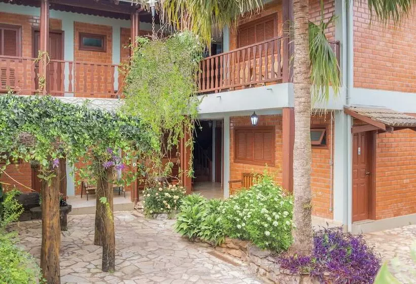 هتل Pousada Rancho Jarinu