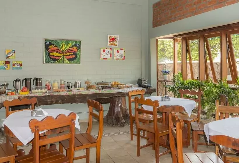 هتل Pousada Rancho Jarinu
