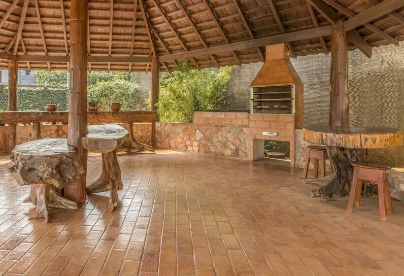 هتل Pousada Rancho Jarinu