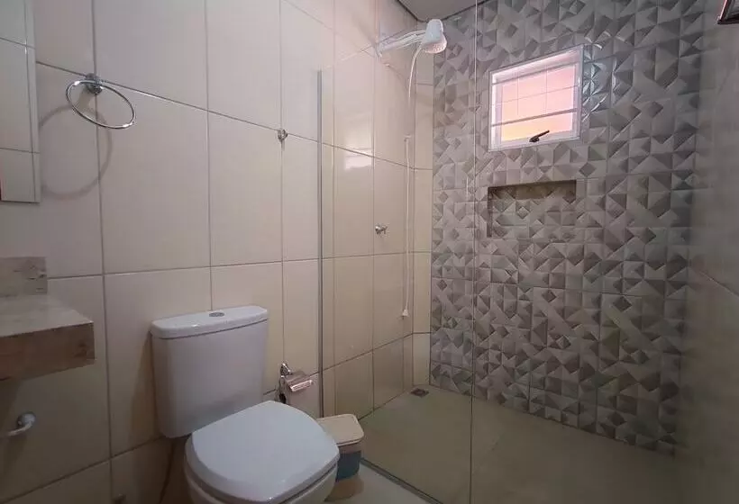 هتل Pousada Rancho Jarinu
