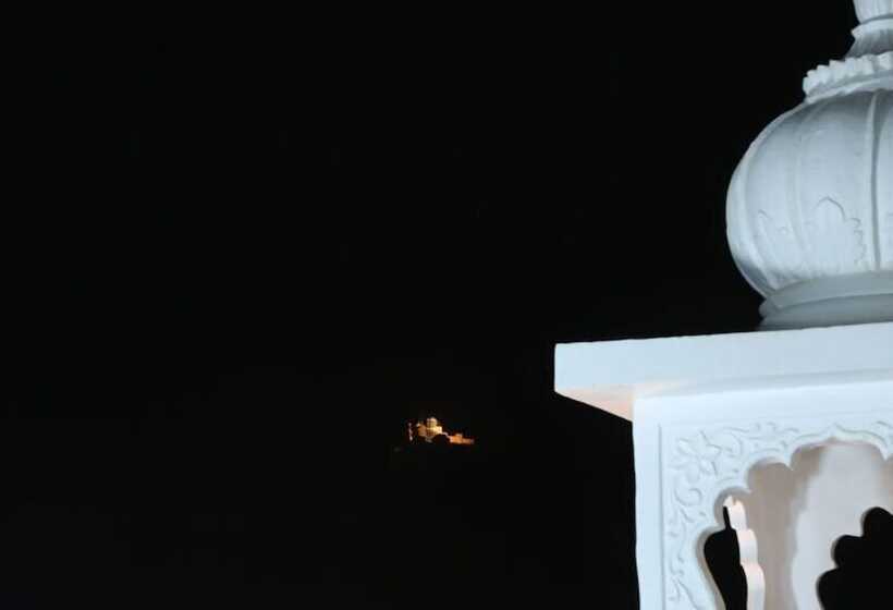 Отель Regenta Central Mewargarh, Near Biological Park