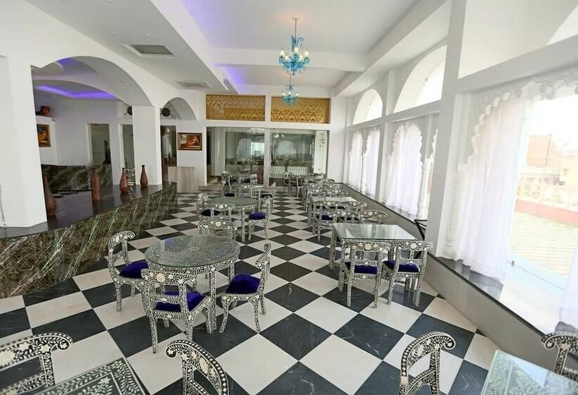 Отель Regenta Central Mewargarh, Near Biological Park