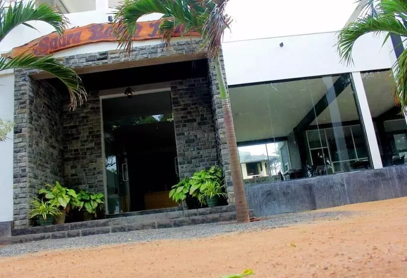 Hotelli Saara Beach