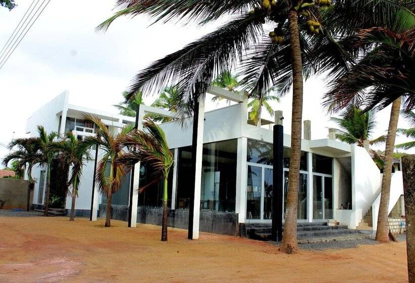 בית מלון כפרי Saara Beach