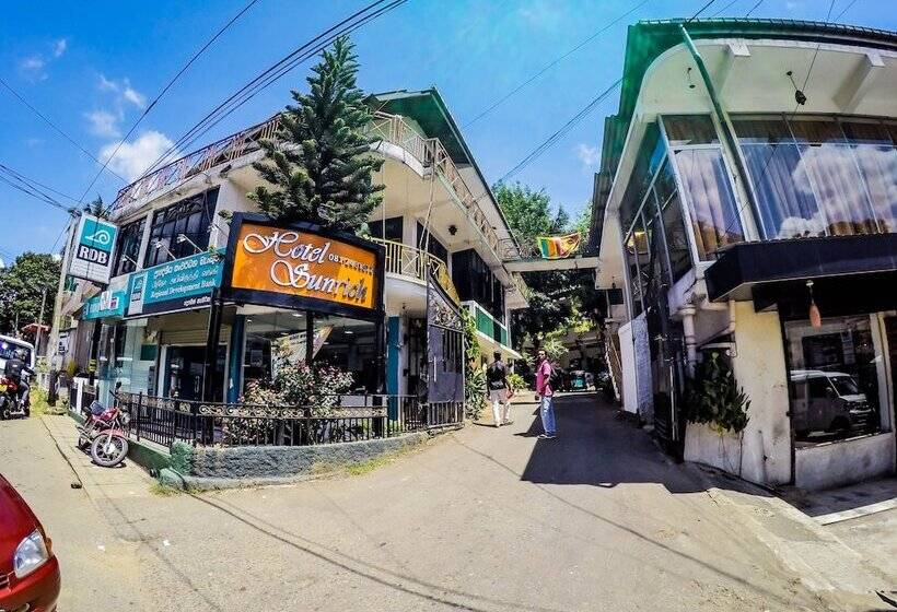 Hotel Sunrich Kandy