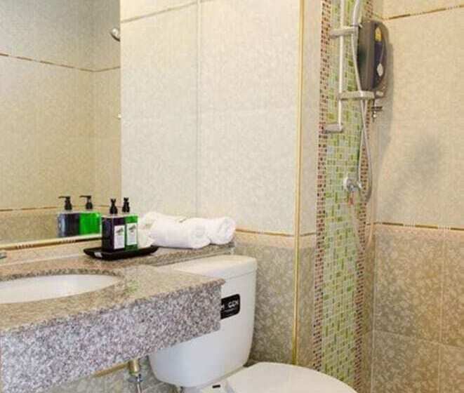 호텔 The Impress Sisaket