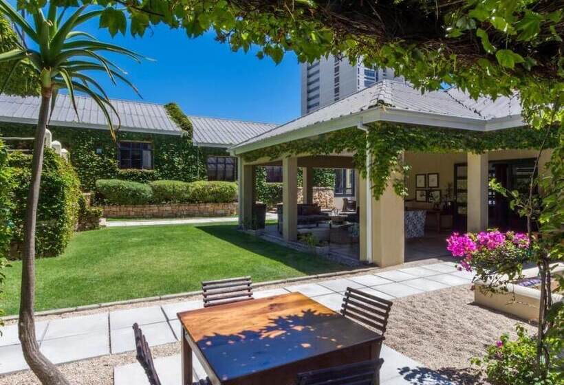 בית מלון כפרי The Windermere