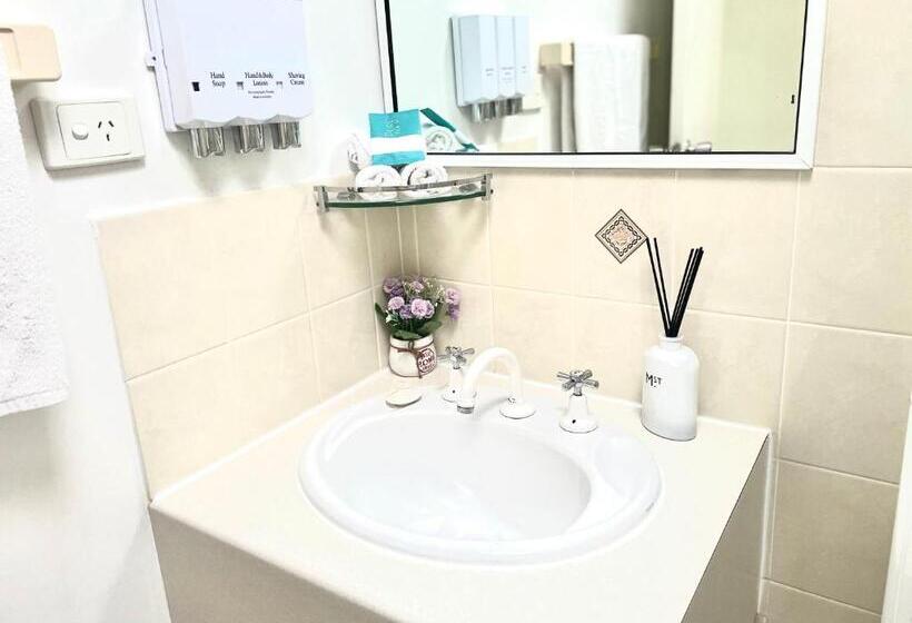 فندق على الطريق Highway Motor Inn Taree