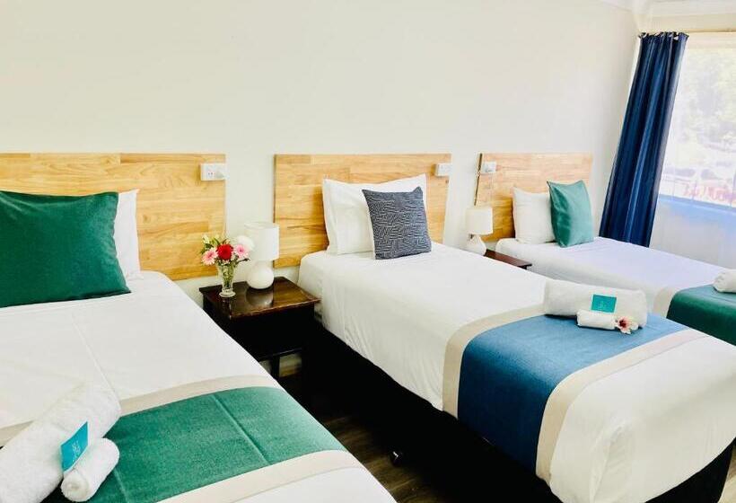 فندق على الطريق Highway Motor Inn Taree