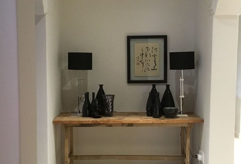 ペンション Calais Guest House