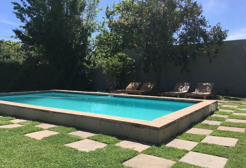 ペンション Calais Guest House