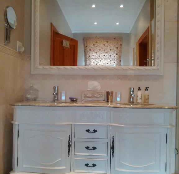 Pension Doveton House