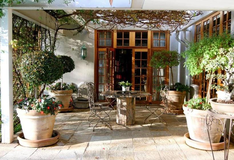 Pension Doveton House