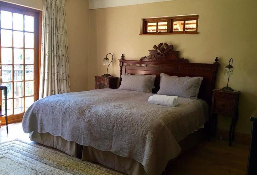 Pension Doveton House