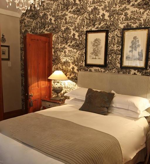 Pension Doveton House