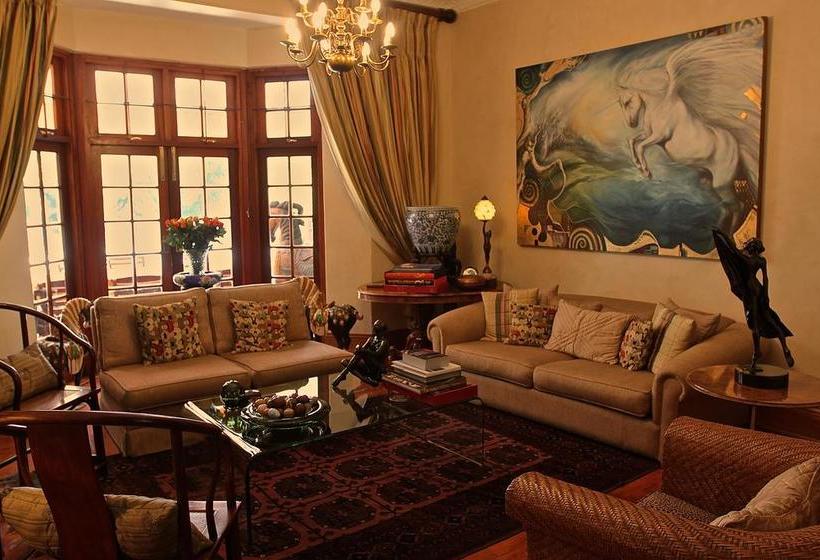 Pension Doveton House