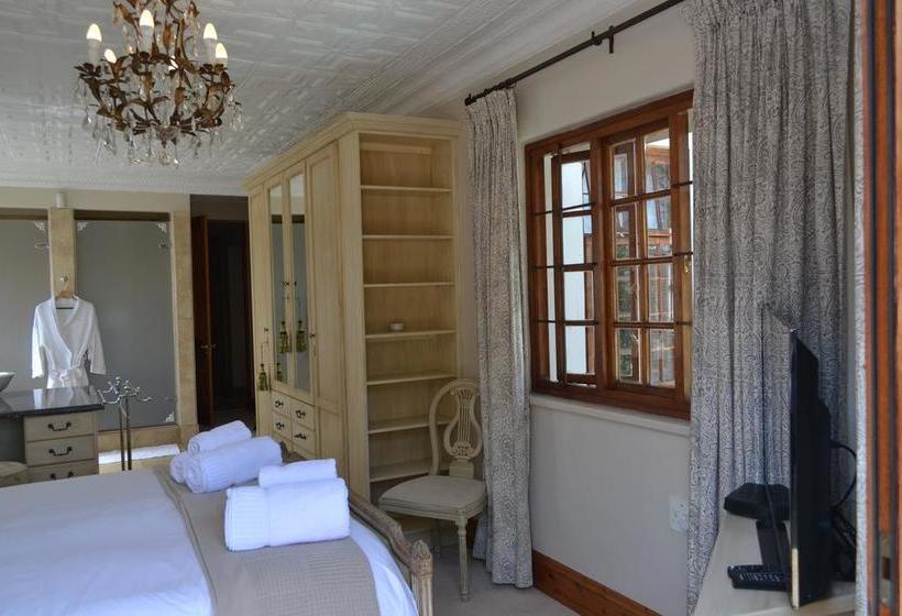 Pension Doveton House