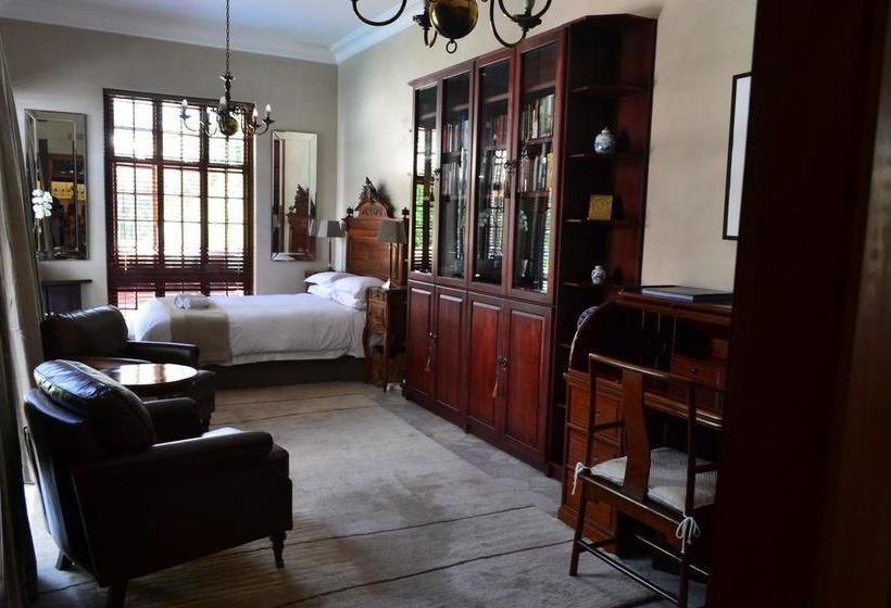 Pension Doveton House