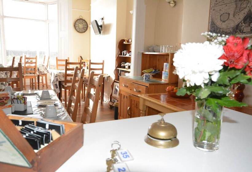 膳宿费 Leonardo S Guest House