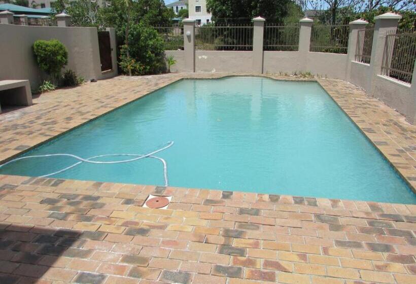 Serengeti Self Catering Units