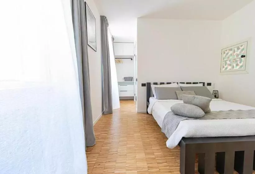 ベッドアンドブレックファースト Cavaedium Guest House