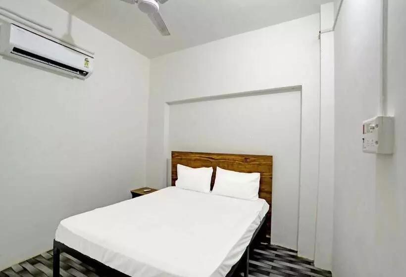 Oyo Hotel Happy Inn