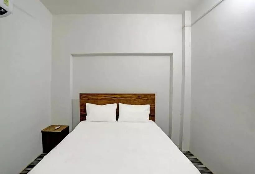 Oyo Hotel Happy Inn