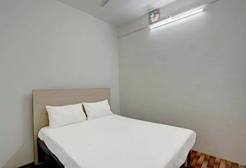 Oyo Hotel Happy Inn