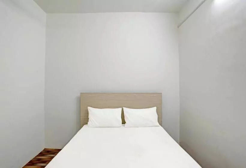 Oyo Hotel Happy Inn