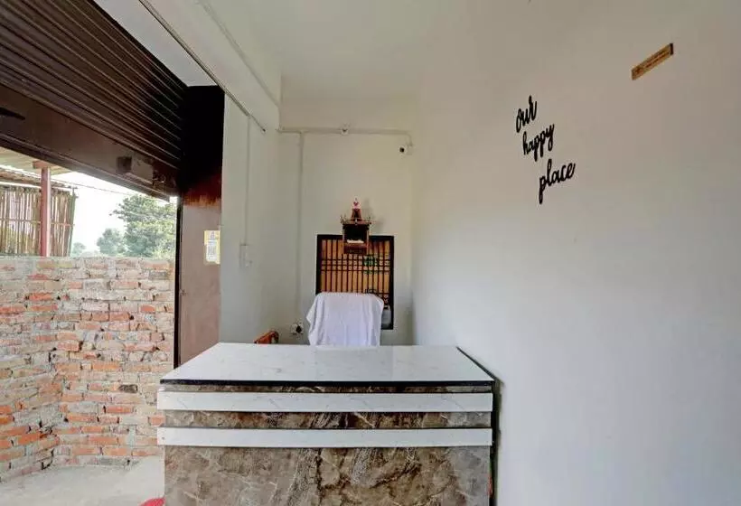 Oyo Hotel Happy Inn