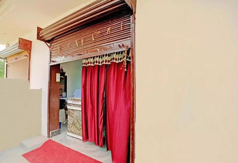 Oyo Hotel Happy Inn