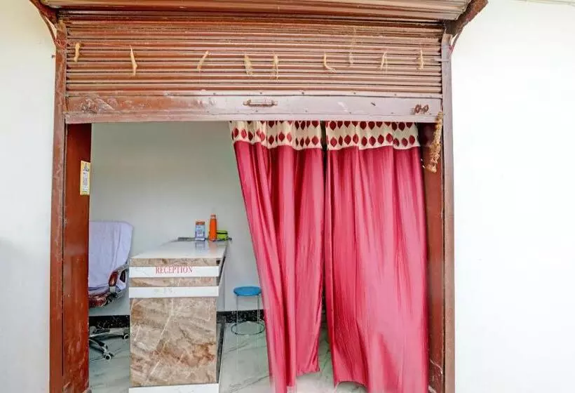 Oyo Hotel Happy Inn