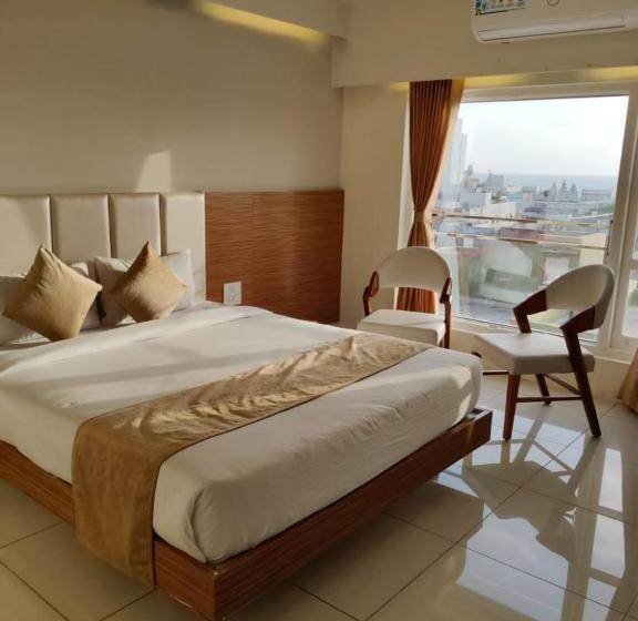 هتل Dwarkesh Dwarka