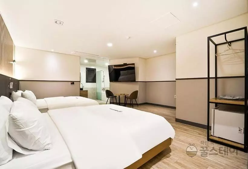 Browndot Hotel Guun